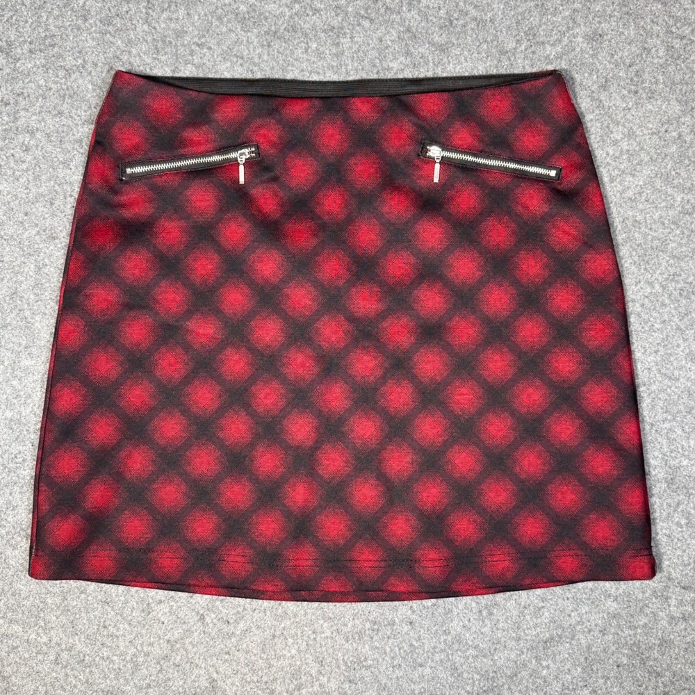 Maurices Womens Red Black Plaid Mini Skirt Zipper Accent Elastic Waist Medium